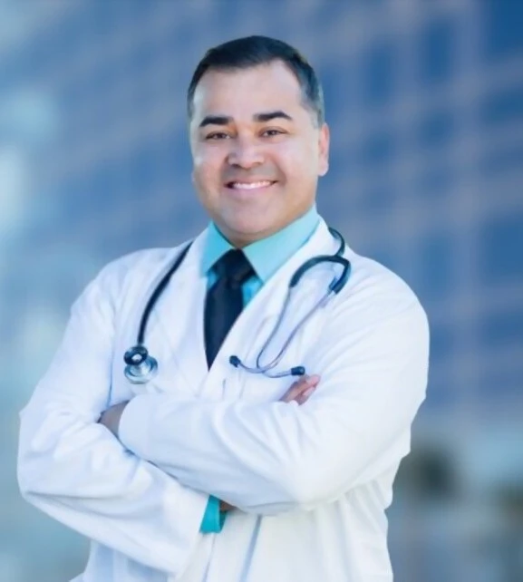DOCTOR-.webp